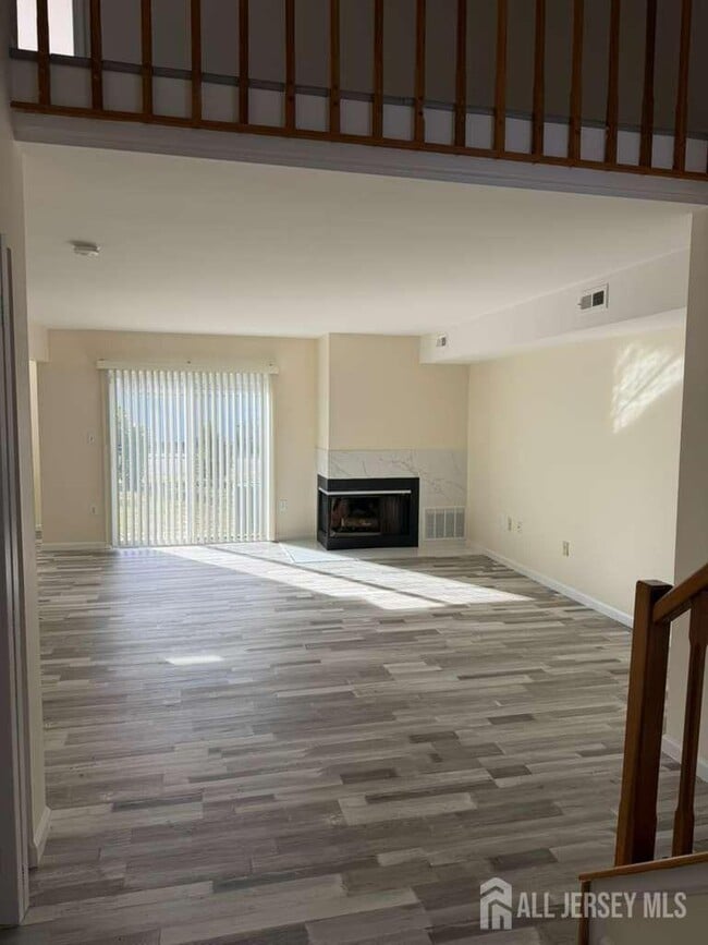 Photo - 126 Winchester Way