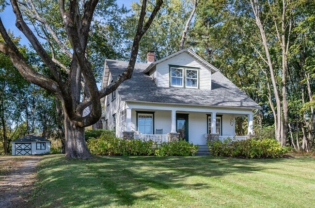 Photo - 703 Church Ave