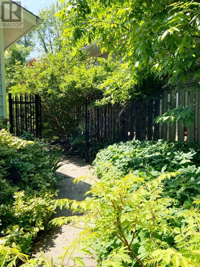 Photo - 2028 Marine Dr