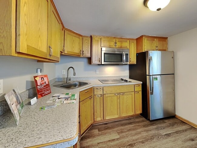 Photo - 5415 Emerson Ave N