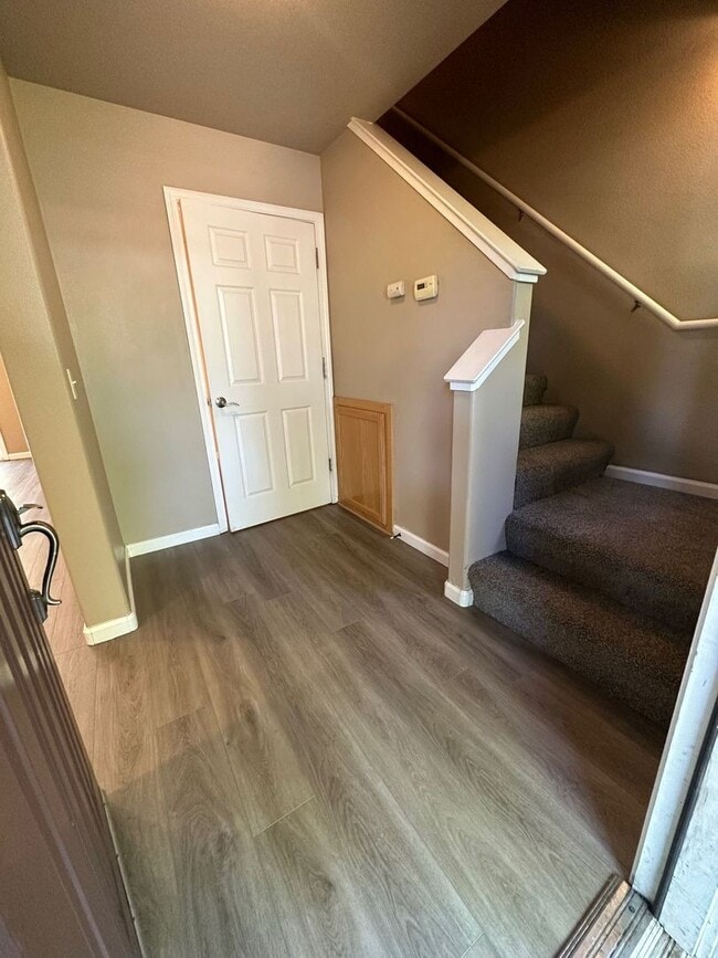 Photo - 1149 W 3rd St