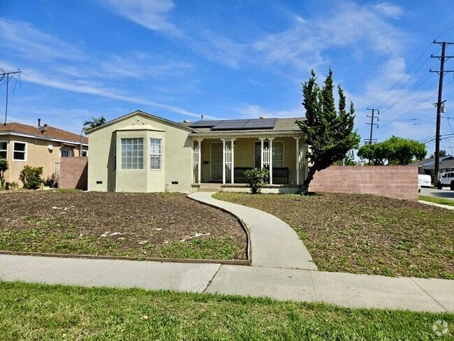 Building Photo - 10134 Walnut Ave Rental