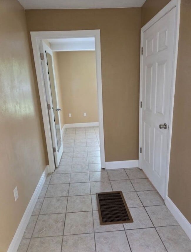 Photo - Cozy 1 Bedroom for Rent