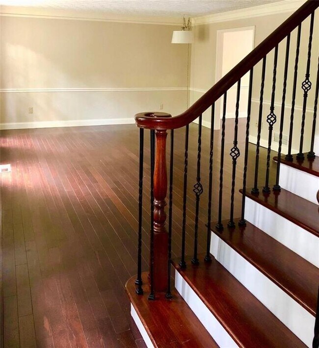Photo - 2408 Crooked Tree Ct NE