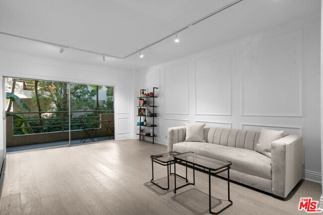 Photo - 1131 Alta Loma Rd Unit 216