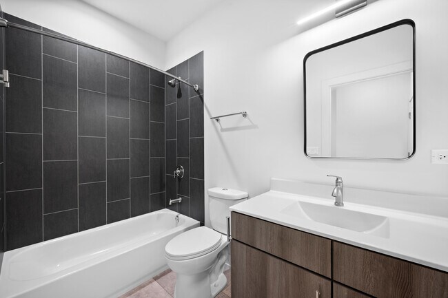 Photo - 27 W Park Blvd Unit 206