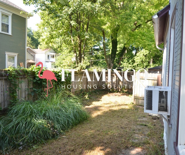 123 Cross St
