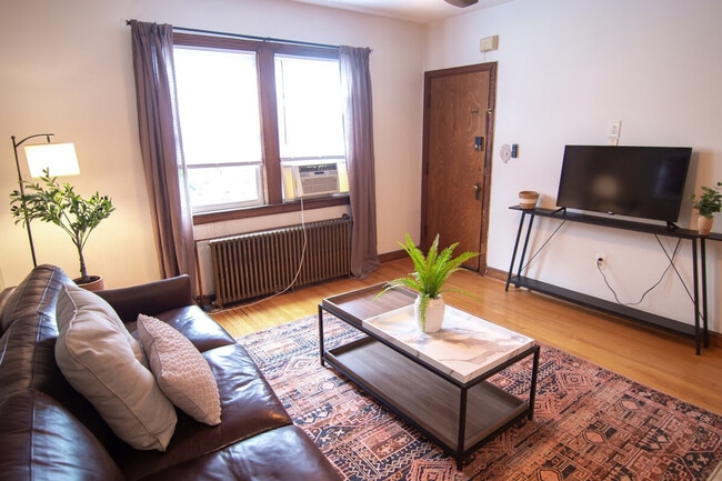 Photo - 1514 16th St SE Unidad SI ID1513153P