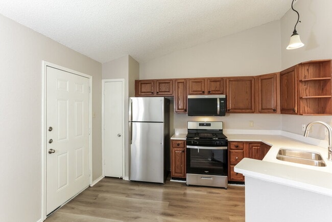 Photo - 1954 Carrington Dr