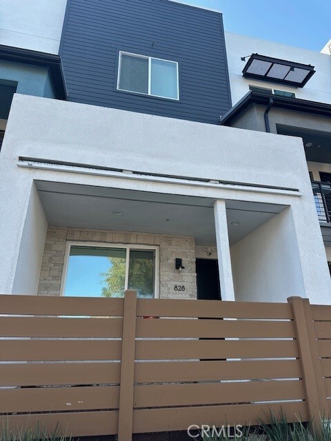 Photo - 828 S Harbor Blvd