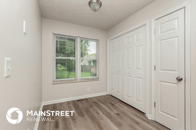 Photo - 828 Neelys Chase Dr