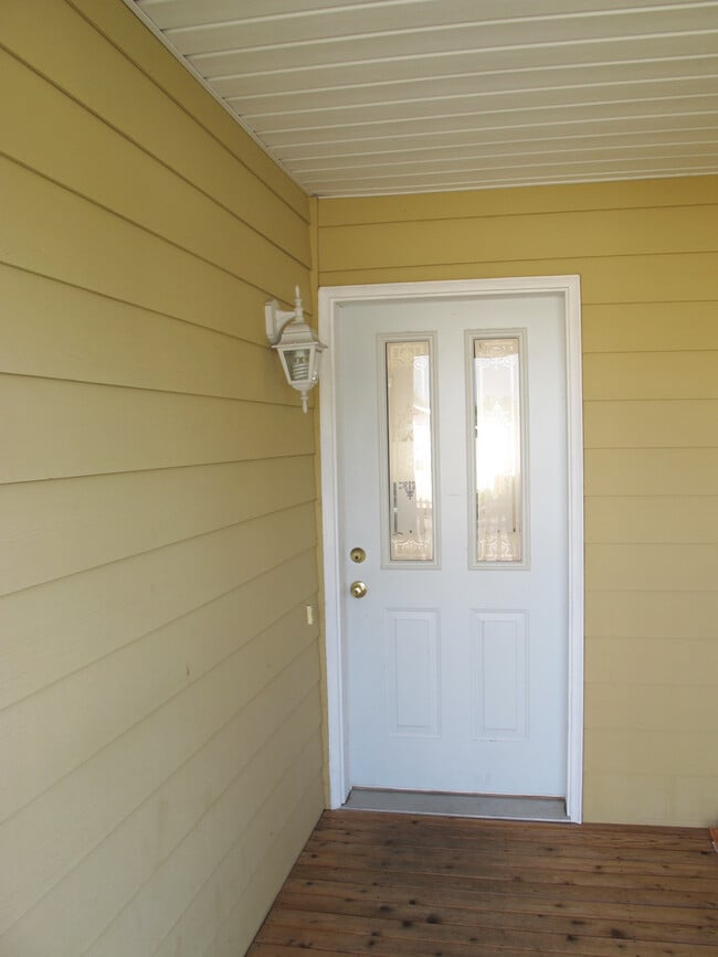 Photo - Charming 3 bedroom home w/master suite! Pe...