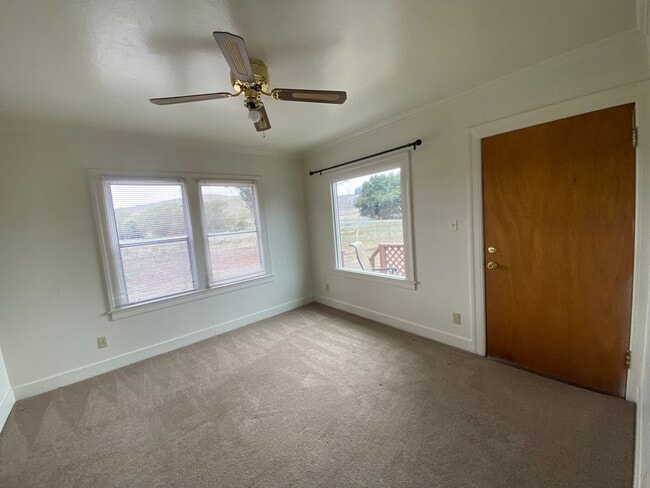 Photo - 8080 Valley Ford Rd