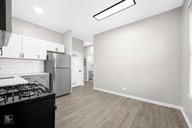 Photo - 8954 S Commercial Ave