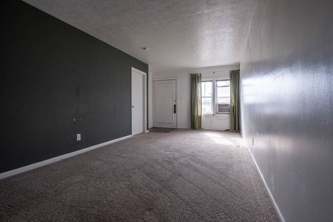 Photo - 175 Gillette Ave Unidad 1