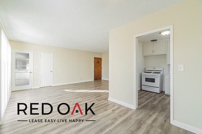 1016 S Wooster St Unit 8