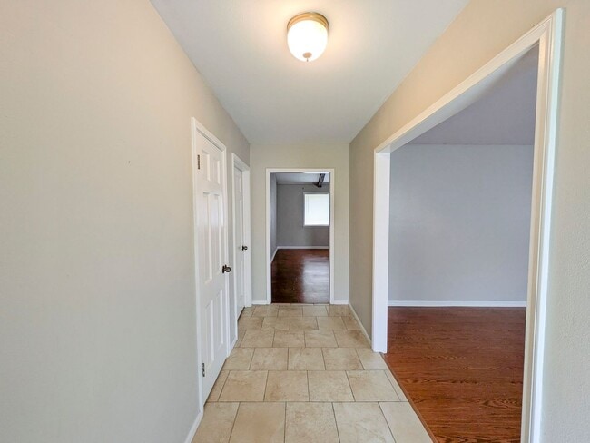 Photo - 6510 Daisy Dr