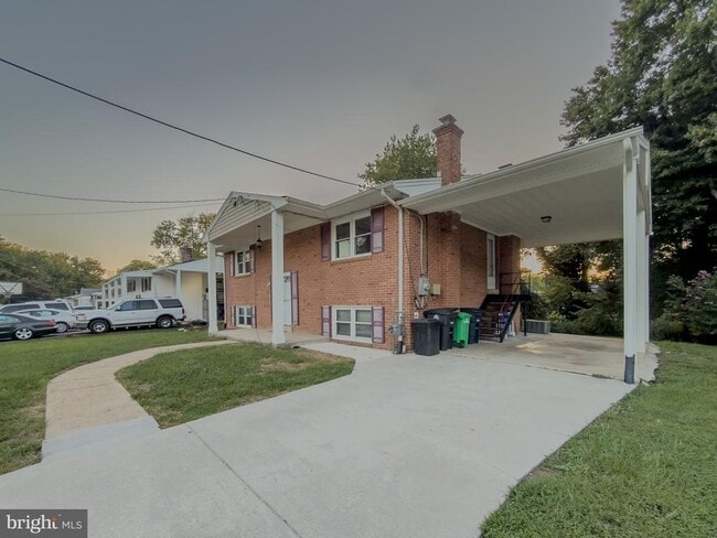 4612 Sharon Rd