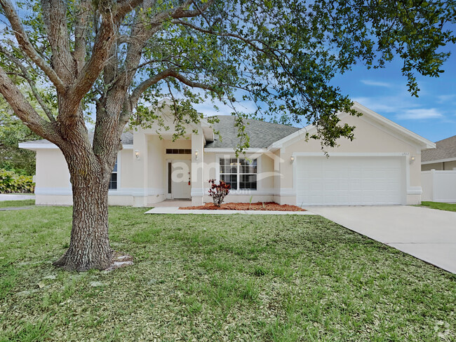 Building Photo - 1702 SW Penrose Ave Rental