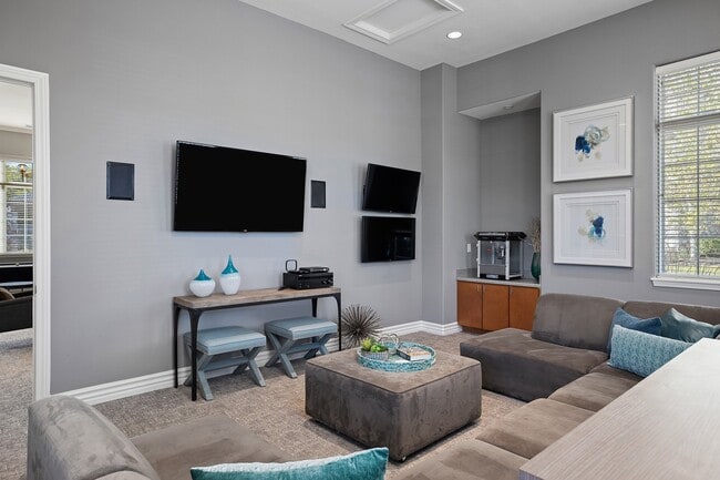 Corbin Greens Apartments