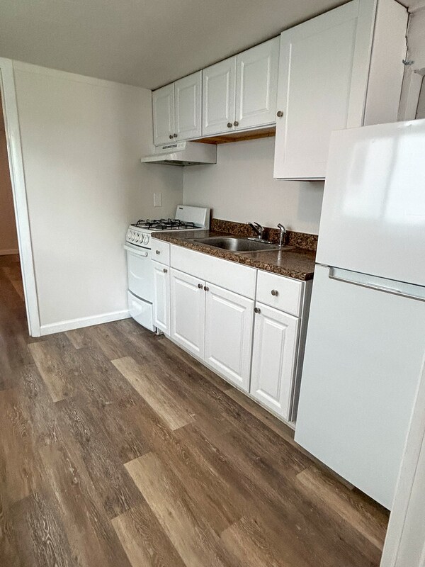 32 Chapman St, Condo Unit 3 Unit 3 Condo for Rent in Pittsburgh, PA