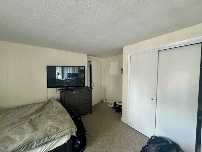 Photo - 16 Chester St Unidad 37