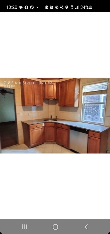Photo - 718 E 4th St Apartamento Unidad 2