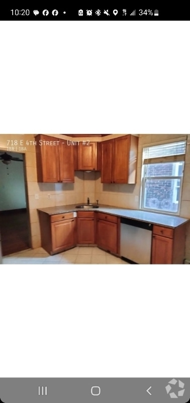 Building Photo - 718 E 4th St Rental