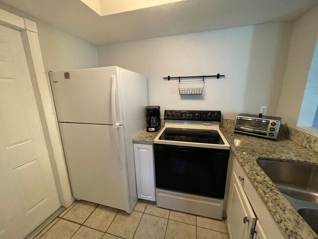 Photo - 3363 Alouette Cir