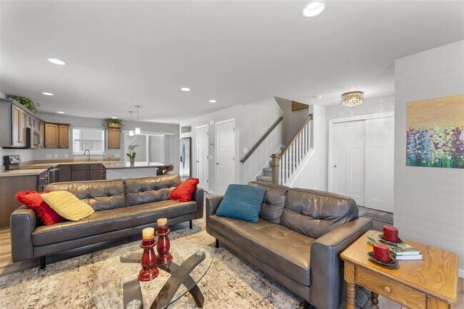 Photo - 123 Milky Way