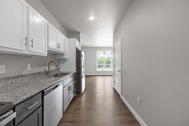 Photo - New Updated Living in Hiawatha