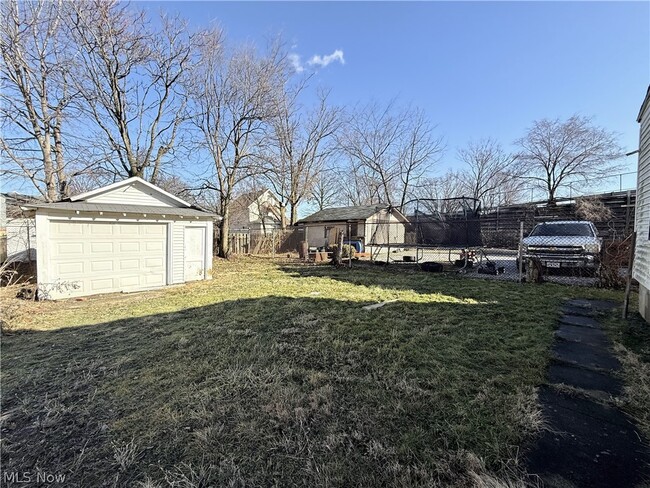 Photo - 1433 Kenmore Blvd Unit 1