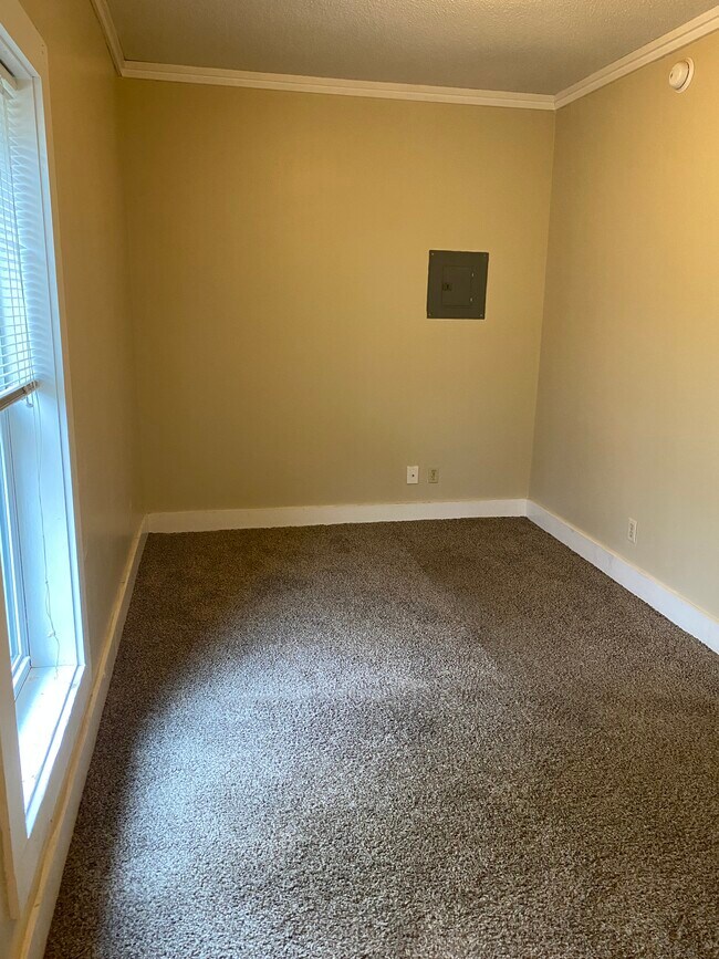 Photo - 16 S 19th Ave E Unit 3