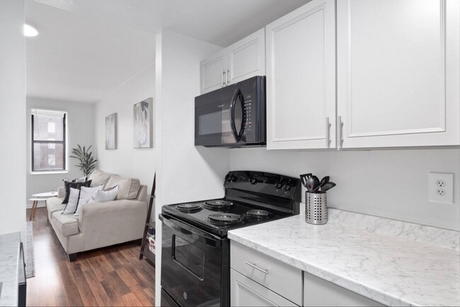 Photo - 5501 Pershing Ave Unit 311-22