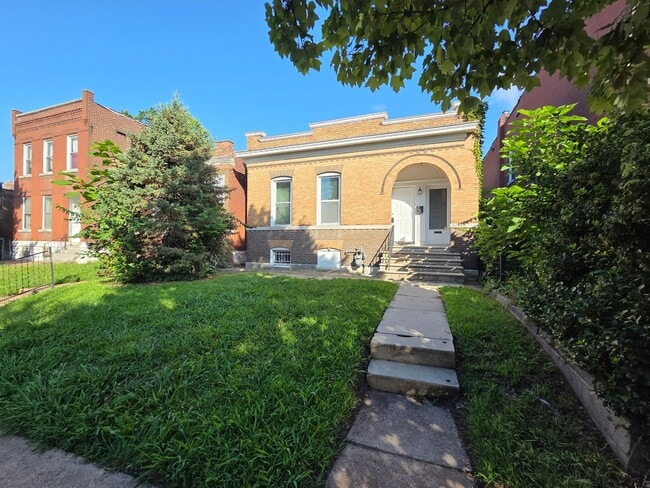 Building Photo - 5005 Idaho Ave