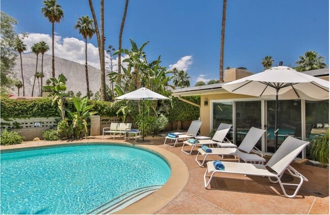 Photo - 1223 E San Lorenzo Rd