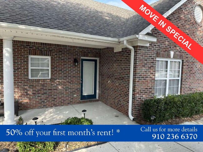 Building Photo - 207 Hibiscus Way