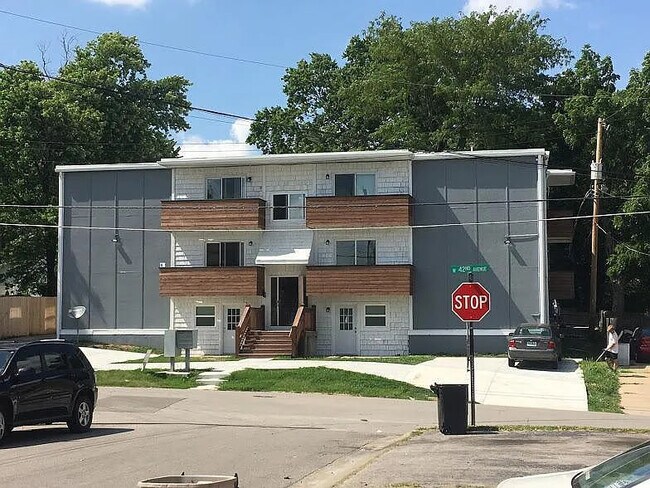 KCK Apartments - KCK Apartments
