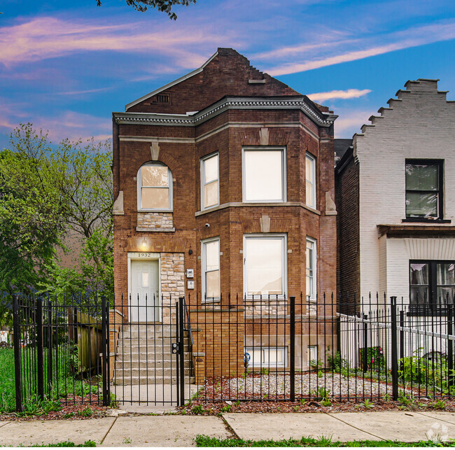 Building Photo - 1932 S Sawyer Ave Unit 1 Rental