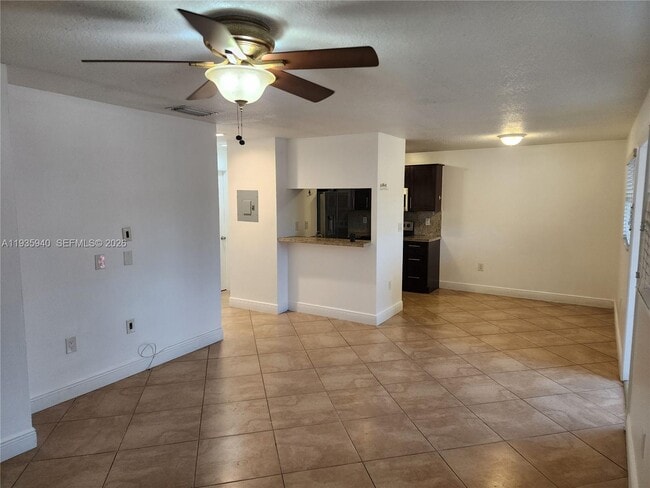 Building Photo - 15639 SW 73rd Cir Terrace Unit 7-8