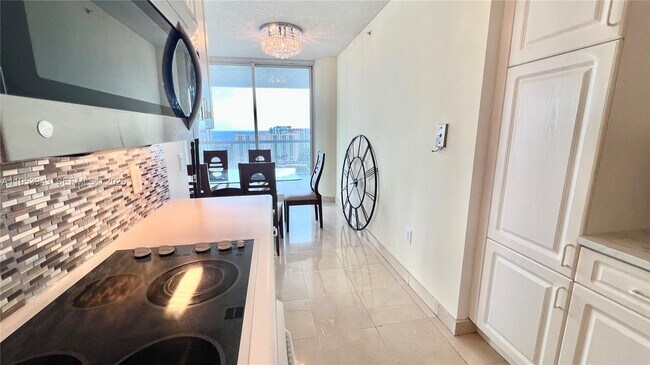 Photo - 16400 Collins Ave Unidad 2143