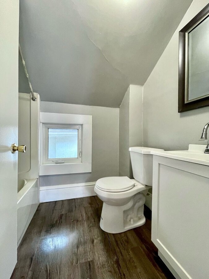 Photo - 24 16th Ave N Unit #1