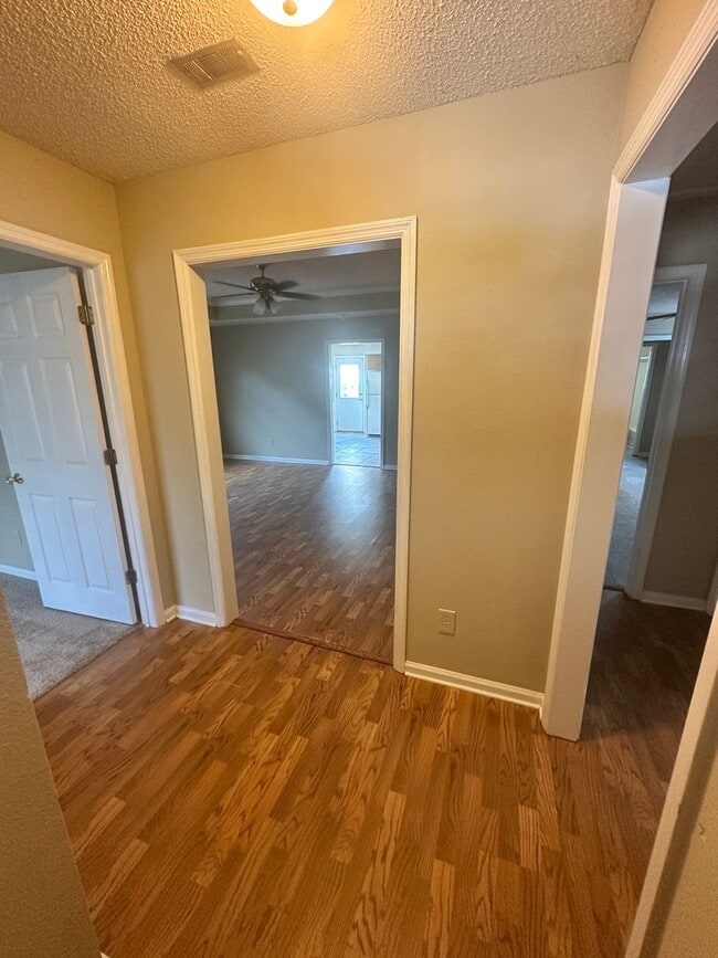 Photo - 3 Bedroom, 2 bath home in Remerton, Ga