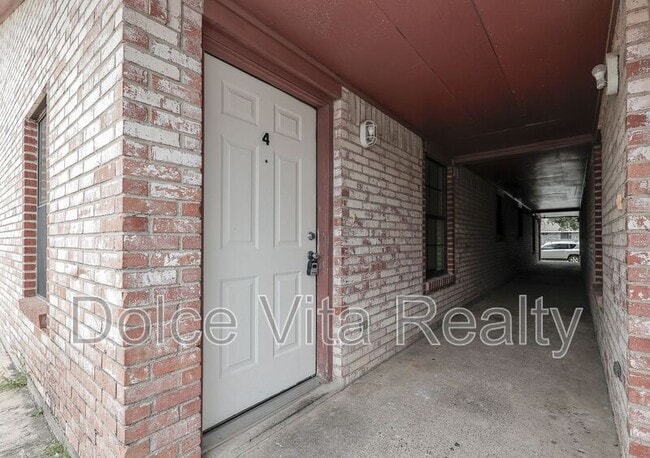 Photo - 2716 N 31st St Unit 31st#4