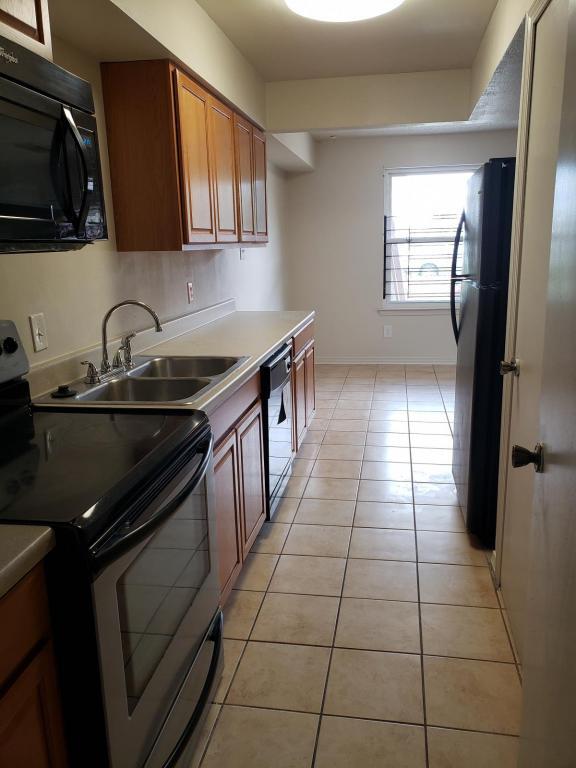 Photo - 3330 Seine St