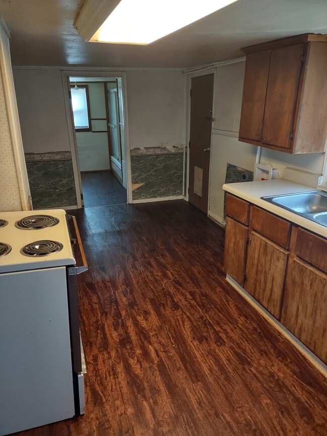 Photo - 2115 N Grace Ave