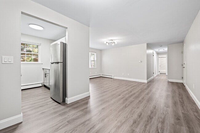 Building Photo - 106 Central Ave