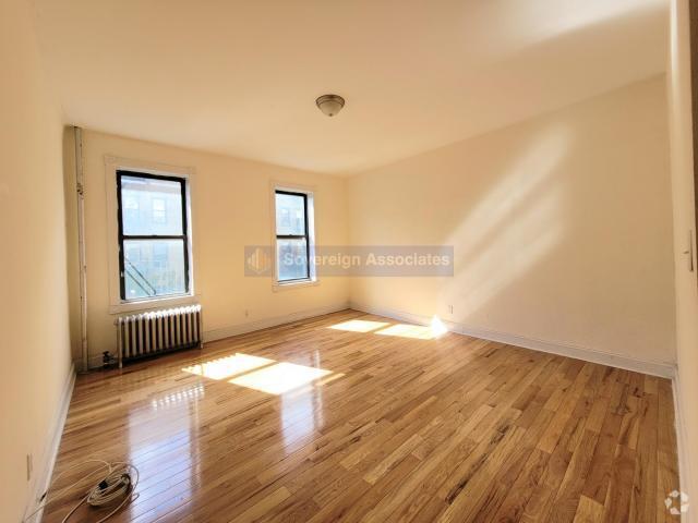 Building Photo - 1 bedroom in New York NY 10033 Unit 58 Rental