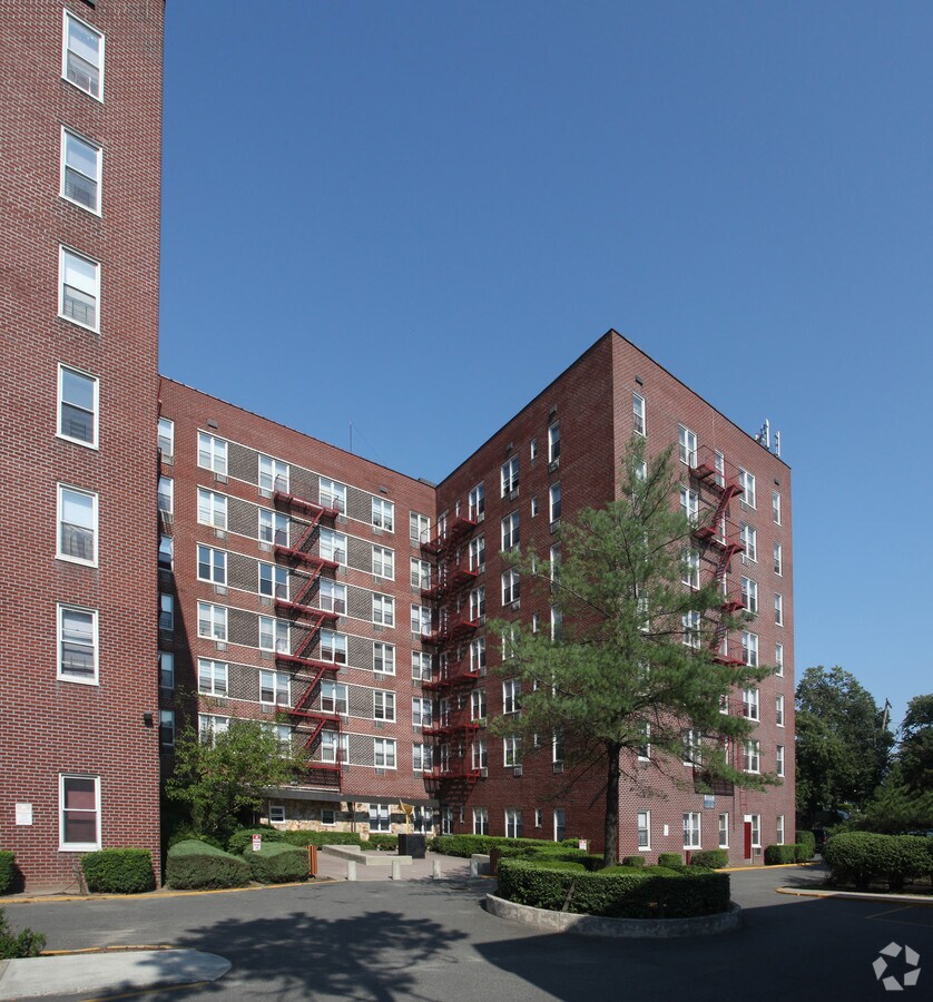 Photo - Kennedy Plaza