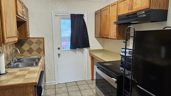 Photo - Room in House on Hayes Ct
